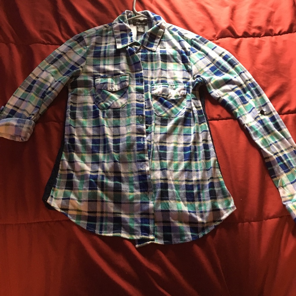 Rue21 White, yellow, green, and blue plaid shirt